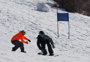 Осмонўпар тоғлар бағрида.