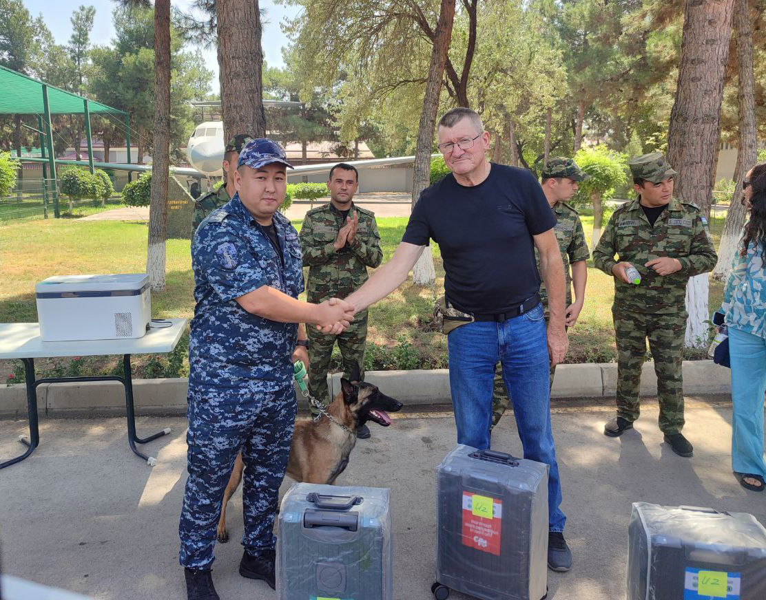 Кинологи, таможня и экологи объединяются в усилиях по защите дикой природы.